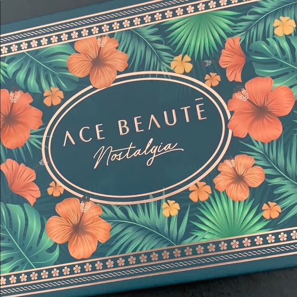 Ace Beaute Nostalgia Eyeshadow Palette Matte Metal - Picture 5 of 13